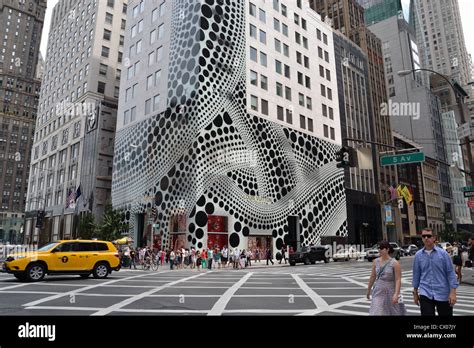 louis vuitton nyc store|louis vuitton outlet ny.